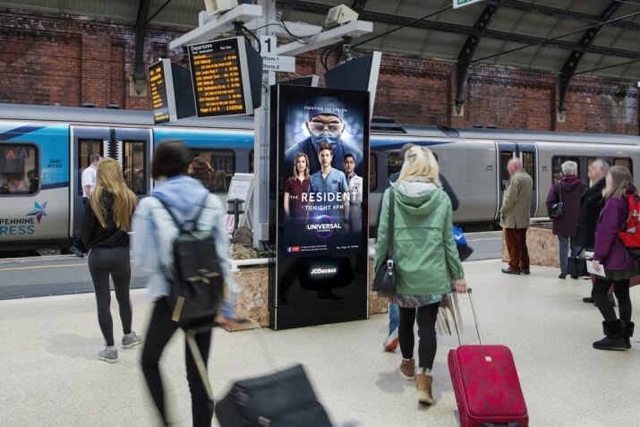 Rail advertising in East Midlands reaches both commuters and leisure audiences.